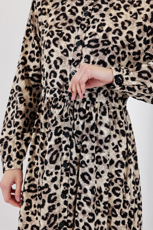 Merterium 2144 Hakim Yaka Tesettür Elbise - K. Bej