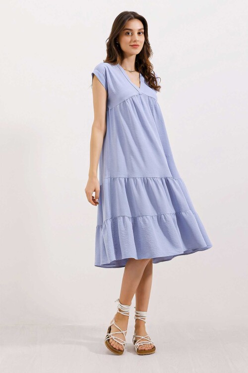 Merterium 2398 V Yaka Volanlı Elbise - Mavi