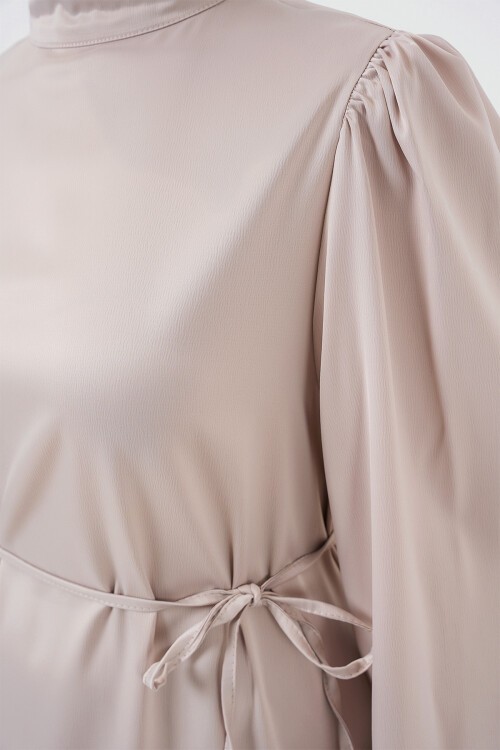 Merterium 2510 Saten Tesettür Abiye Elbise - M. Krem