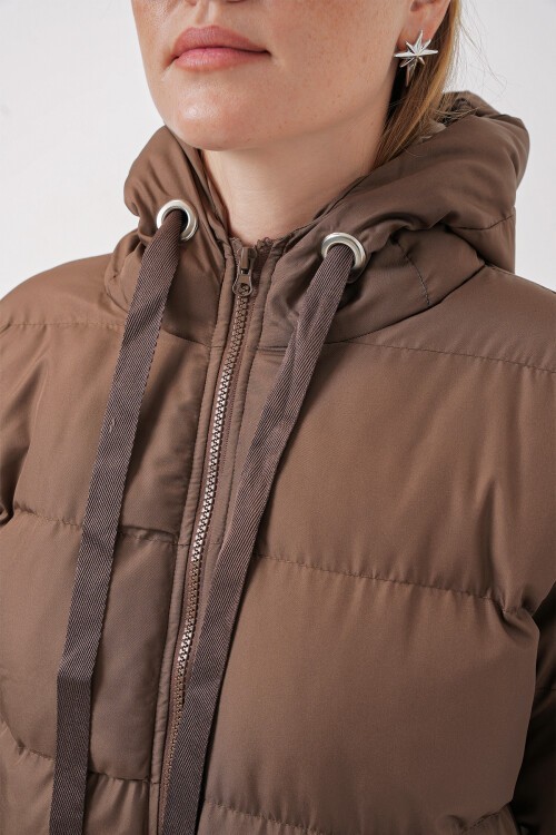 Merterium 5117 Kapşonlu Şişme Mont - Cappucino