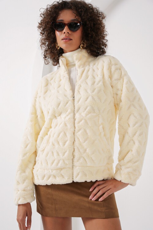 Merterium 55444 Fermuarlı Peluş Ceket - Ekru