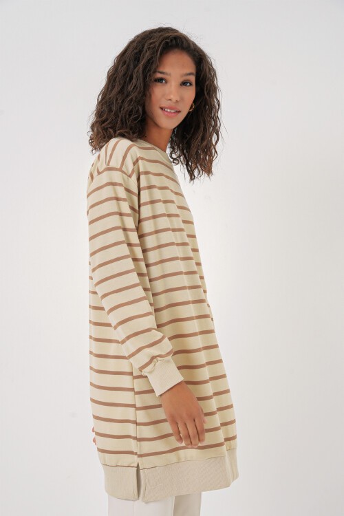 Merterium 55452 Kadın Bisiklet Yaka Çizgili Tesettür Tunik - Bisküvi