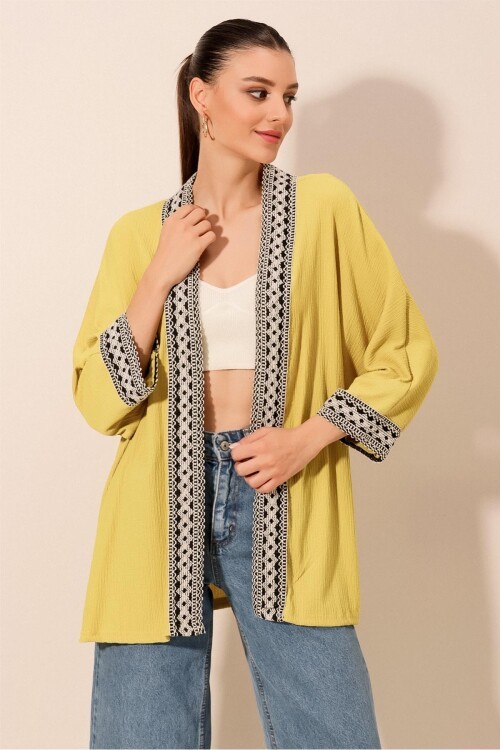 5866 Nakışlı Örme Kimono - A.Sarı