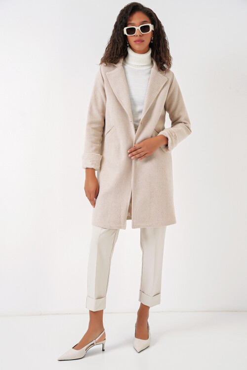 Merterium 9085 Balık Sırtı Kaşe Kaban - M. Krem