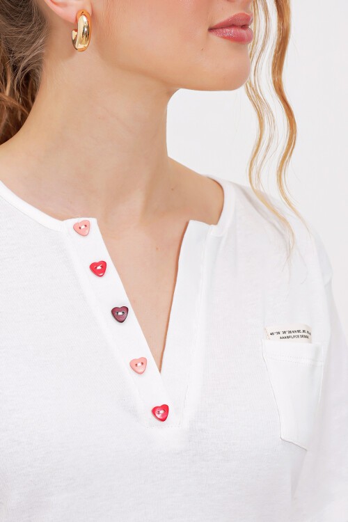 Merterium Kadın Beyaz Düğme Detaylı Kısa Kol Tişört 903