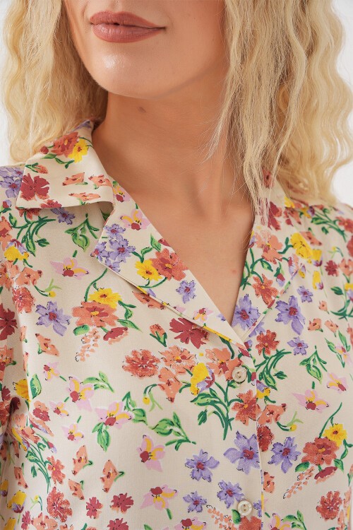 Kadın Boydan Düğmeli Kısa Kol Çiçekli Elbise 2561 - Krem