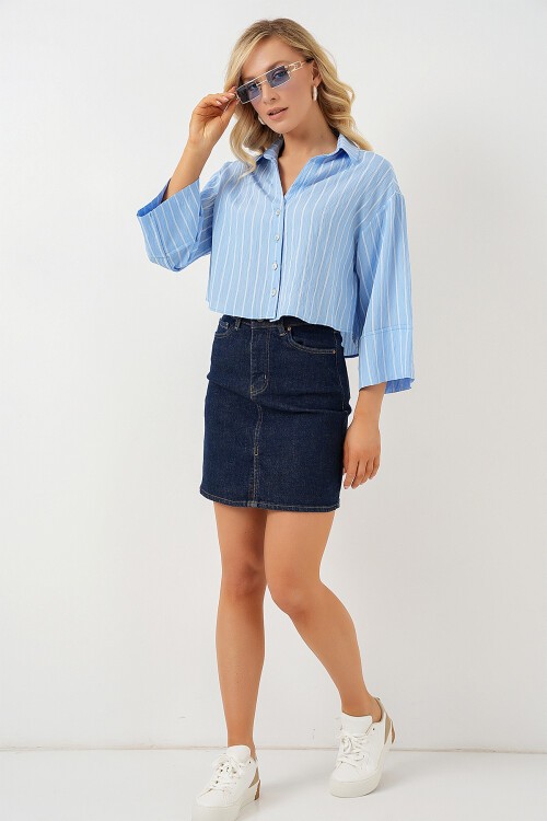 Merterium Kadın Çizgili Oversize Kısa Gömlek 20326 - Mavi