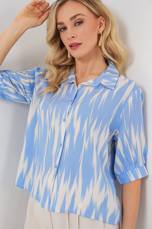 Merterium Kadın Desenli Kısa Kol Crop Gömlek 20337 - Mavi