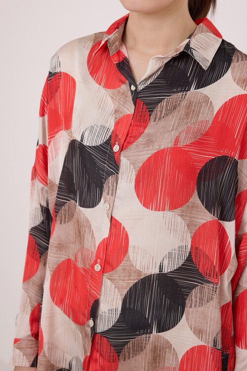 Merterium Kadın Kırmızı Siyah Desenli Oversize Saten Gömlek 3985