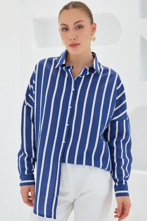 Merterium Kadın Lacivert Beyaz Çizgili Oversize Basic Gömlek 20254
