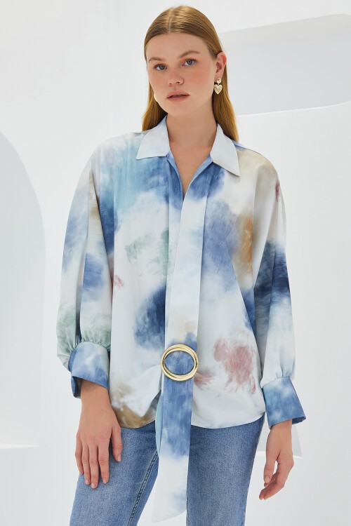 Merterium Kadın Mavi Ekru Oversize Dökümlü Saten Gömlek 907
