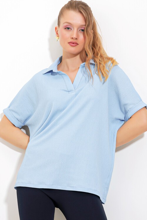 Kadın Mavi Oversize Polo Yaka Örme Bluz 0486