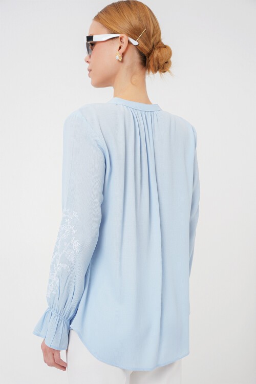 Merterium Kadın Nakışlı Örme Bluz 941 - Mavi