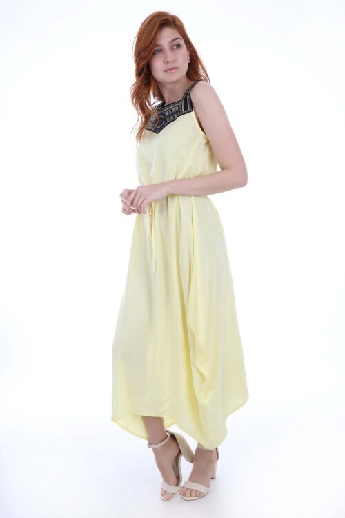 1512 Önü Nakışlı Elbise - Sarı