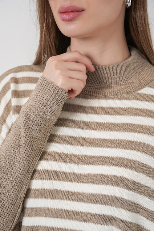 15783 Yırtmaçlı Panço Kazak - A. Vizon