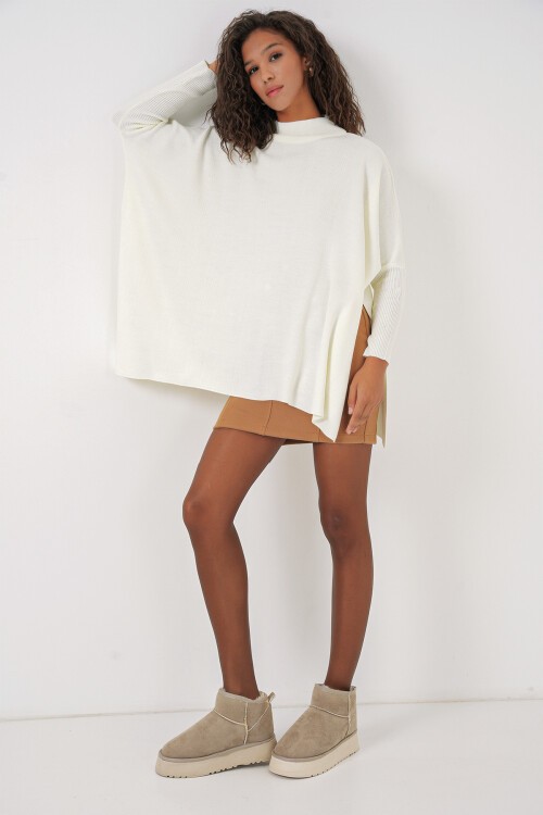 15783 Yırtmaçlı Panço Kazak - Beyaz