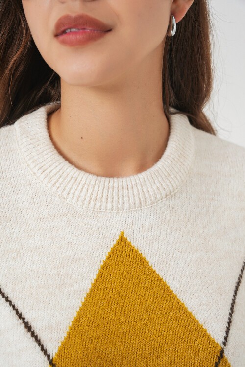 15895 Baklava Desenli Oversize Triko Kazak - A.Ekru