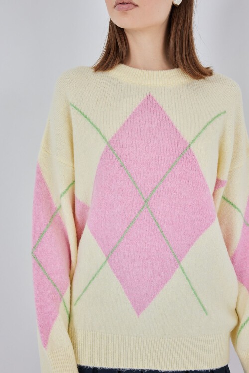 15895 Baklava Desenli Oversize Triko Kazak - C.Sarı