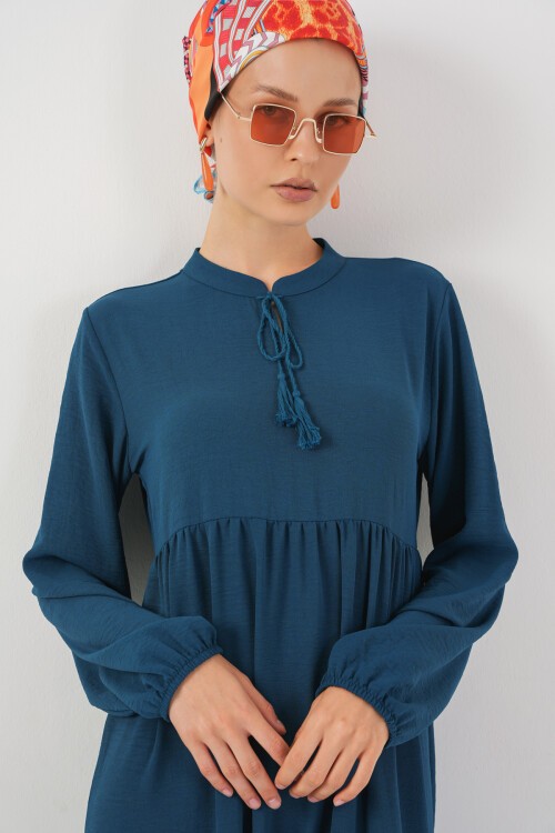 1627 Yaka Bağcıklı Tesettür Elbise - Petrol