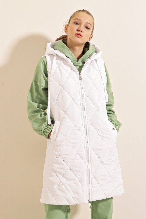 5140 Kapşonlu Uzun Şişme Yelek - Düz Beyaz