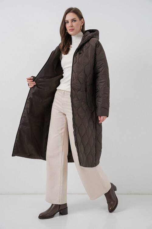 5177 Kapüşonlu Uzun Kapitone Mont - Kahverengi