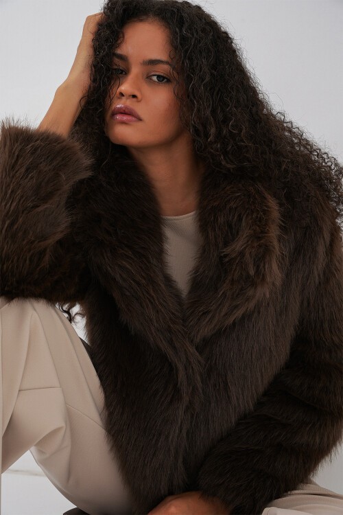 5186 Kruvaze Peluş Kürk Kaban - Kahverengi