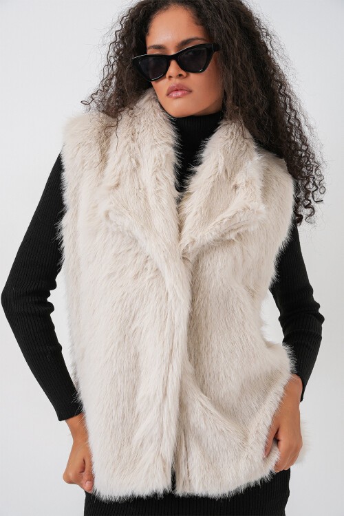 6804 Kadın Kürklü Yelek - Ekru