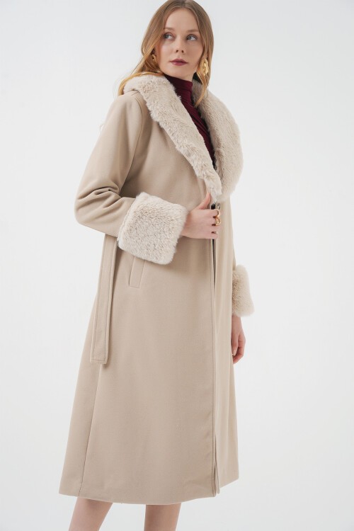 9149 Kürk Detay Uzun Kaban - Bej