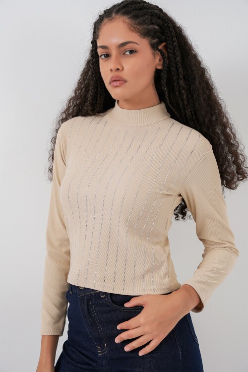 922 Taşlı Body - Bisküvi