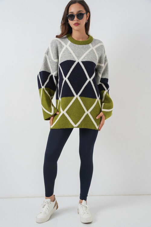 Kadın Baklava Desenli Oversize Uzun Kazak 15931 - E.Yeşil