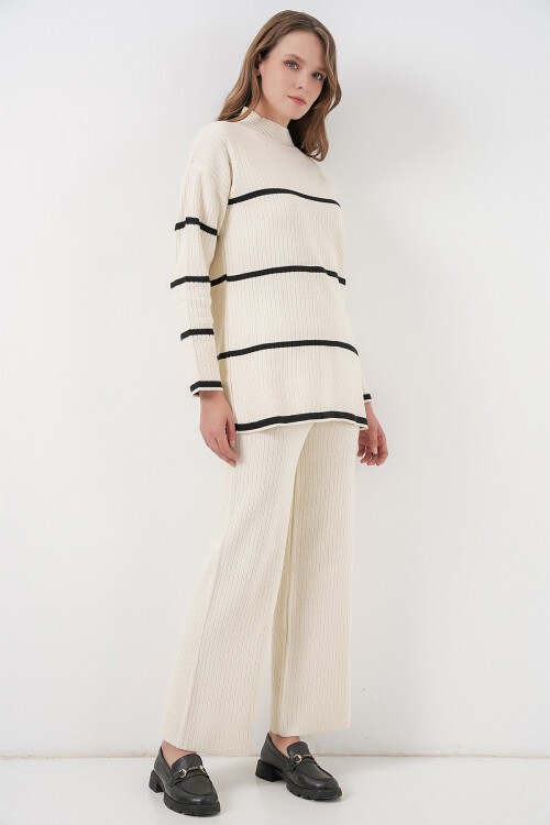 Kadın Çizgili Oversize Triko İkili Takım 15959 - Ekru