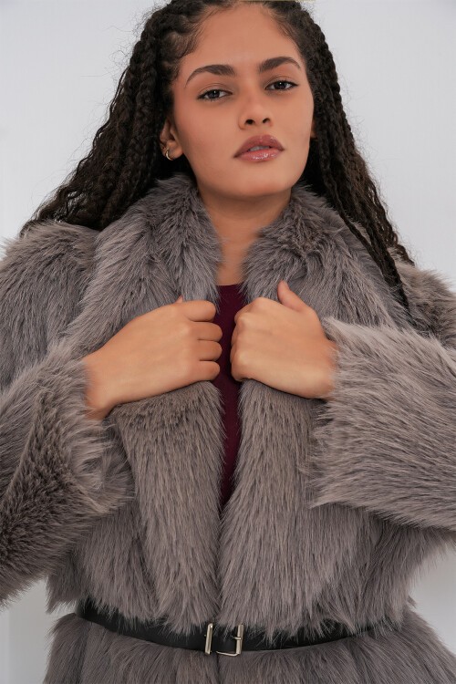 Kadın Kemerli Oversize Kürklü Kaban 9156 - Füme