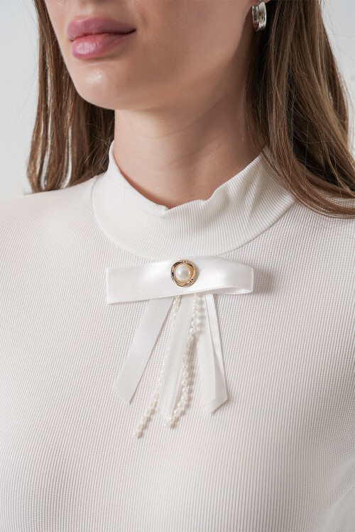 Kadın Kurdale Detay Uzun Kollu Bluz 977 - Beyaz