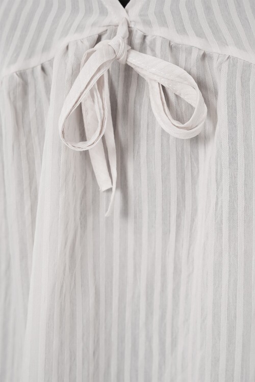 Kadın Önü Bağcıklı Uzun Kol Bluz 946 - Ekru