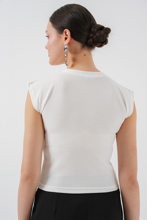 Kadın Sıfır Kol Taşlı Bluz 931 - Beyaz