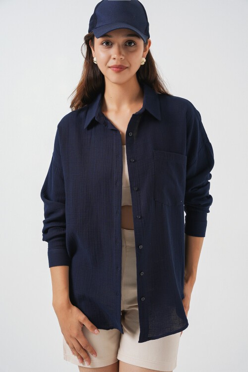 Kadın Tek Cepli Oversize Müslin Gömlek 20353 - Lacivert