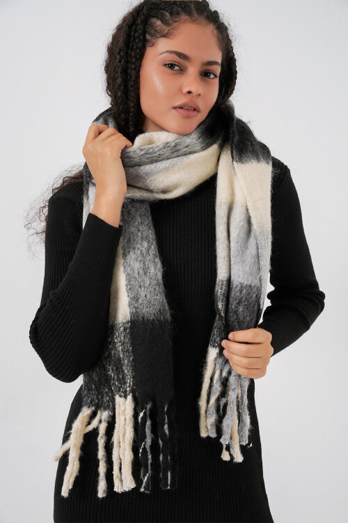 Kadın Yumuşak Dokulu Kalın Şal Atkı 15951 - A.Siyah