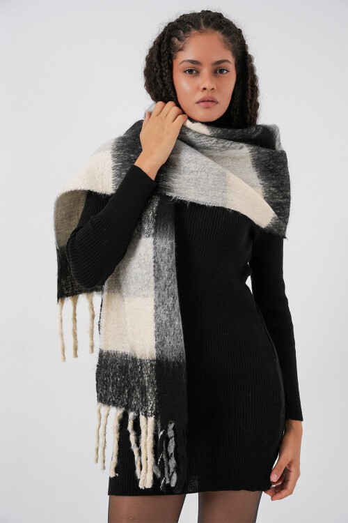 Kadın Yumuşak Dokulu Kalın Şal Atkı 15951 - A.Siyah