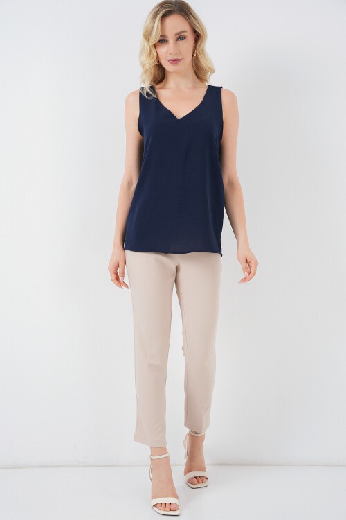 V Yaka Sıfır Kol Bluz 950 - Lacivert