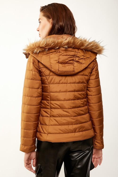 5083 KAPŞONLU ŞİŞME MONT - Taba