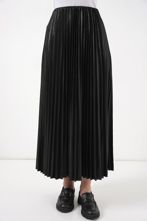 8009 Deri Görünümlü Piliseli Etek - Siyah