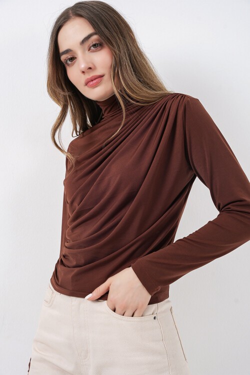 925 Büzgü Detaylı Sandy Bluz - A.Kahve