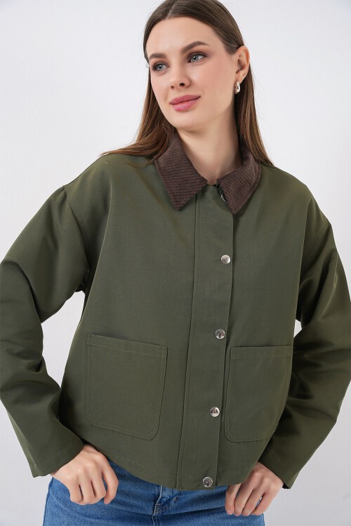 Kadın Cep Detaylı Kısa Ceket 5975 - Haki