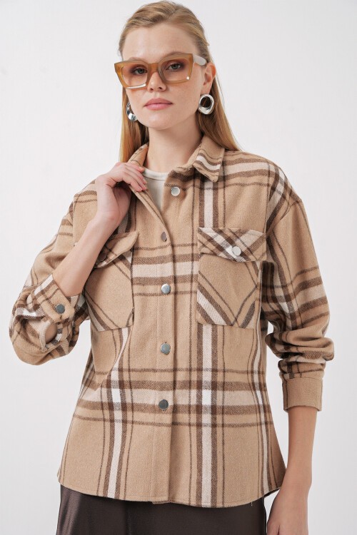 Kadın Ekose Desen Oversize Oduncu Gömlek 3854 - A.Bej