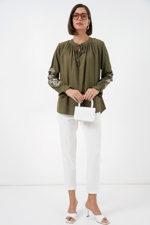 Kadın Nakışlı Örme Bluz 941 - Haki