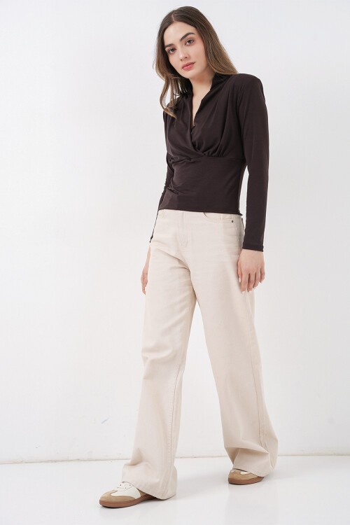 Kadın Omuz Vatkalı Kruvaze Yaka Bluz 942 - Kahverengi