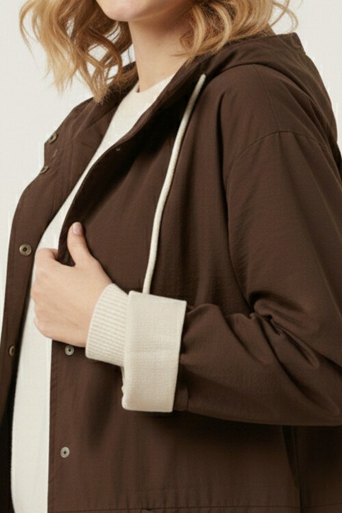 Kadın Teknik Kumaş Kapüşonlu Trençkot 5972 - Kahverengi