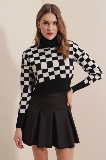 Merterium 15810 Kare Balıkçı Yaka Crop Kazak - Siyah