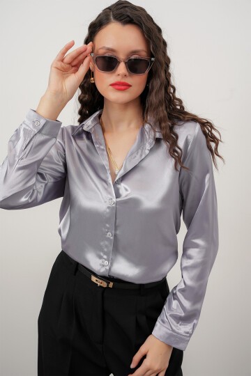 Merterium Kadın Saten Gömlek Geniş Beden Aralığı - Gri