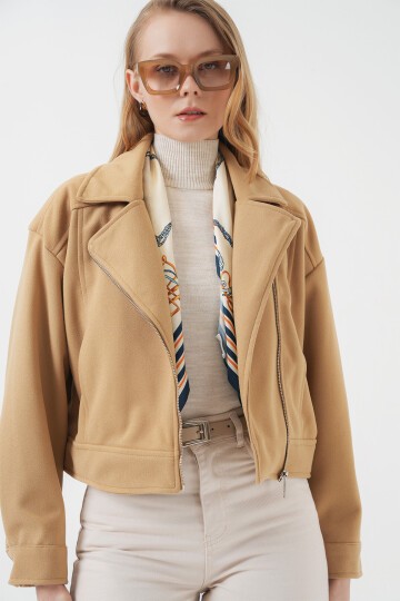 Merterium 0717 Kadın Kısa Kaşe Ceket - Bisküvi